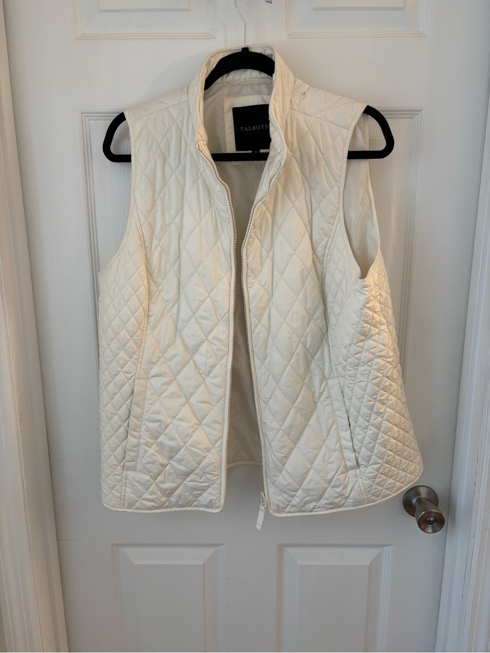 Talbots Quilted Cream Sleeveless Zip-Front Vest